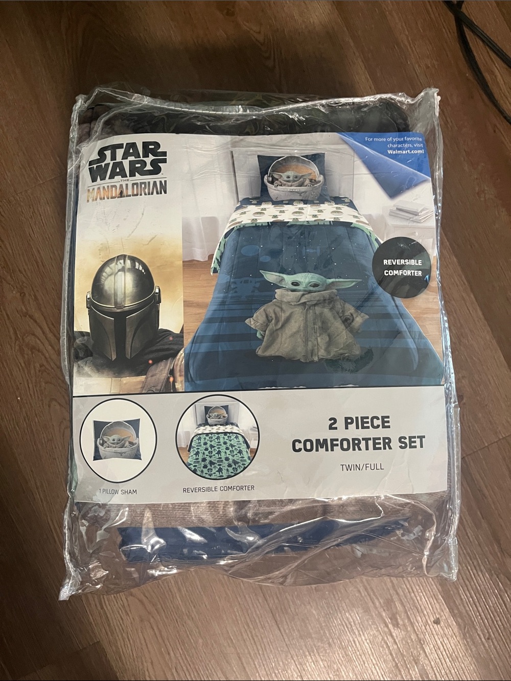 NEW Star Wars The Mandalorian Blue and Green Reversible Comforter Set